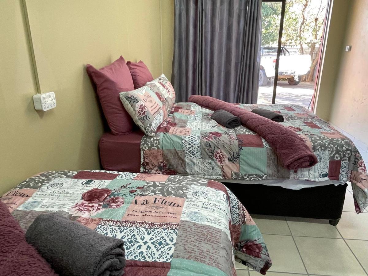 4 On Sirius Hotel Polokwane Kültér fotó