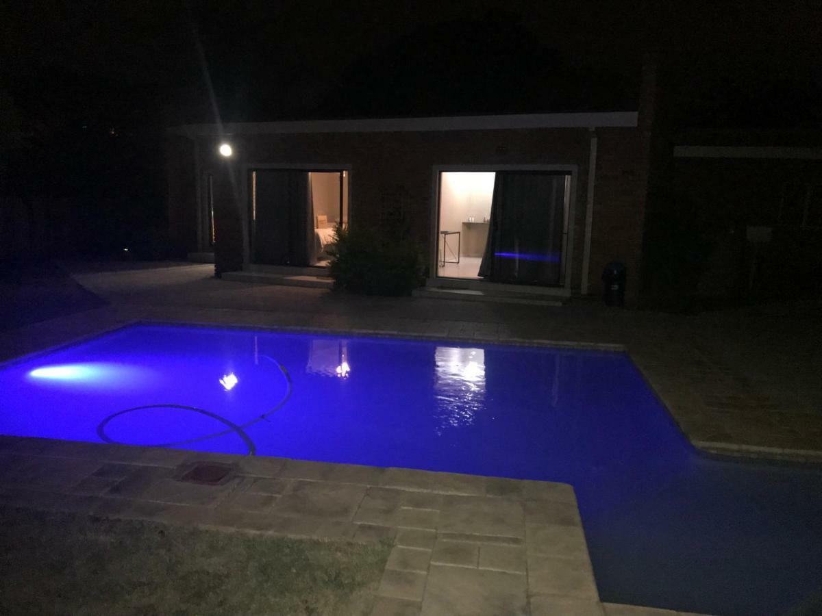 4 On Sirius Hotel Polokwane Kültér fotó
